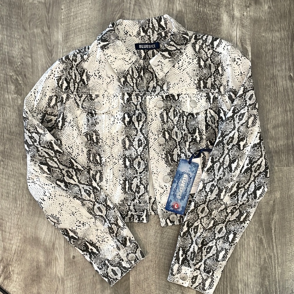 Blue Spice Cropped snakeskin denim jacket